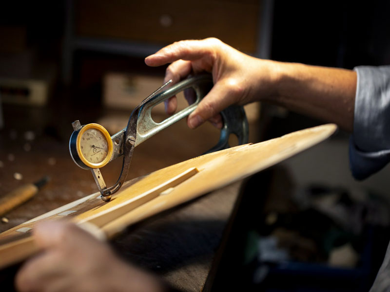 Reparatur und Restauration von Streichinstrumenten - Geigenbauer München